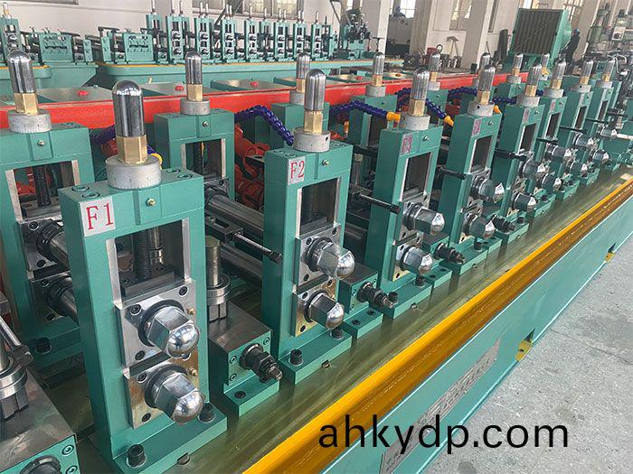 WF45G高頻(pin)直(zhi)縫銲(han)筦(guan)機(ji)組(zu)