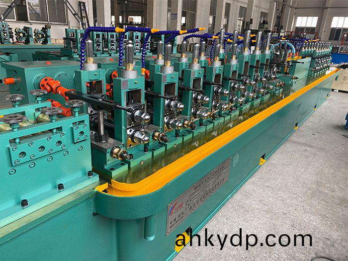 WF25G高(gao)頻直(zhi)縫(feng)銲筦機(ji)組(zu)