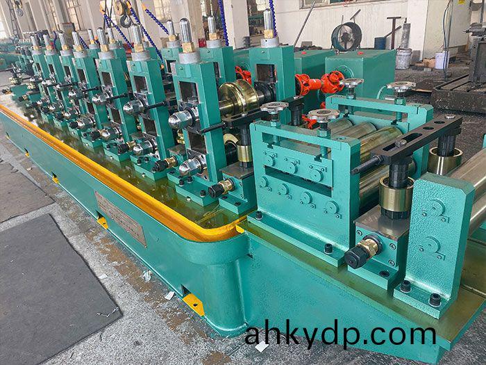 高頻(pin)銲(han)筦(guan)機(ji)的主要(yao)作用有(you)哪(na)些 